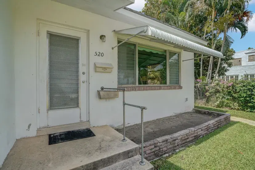 Picture of 520 30Th Street, West Palm Beach FL 33407