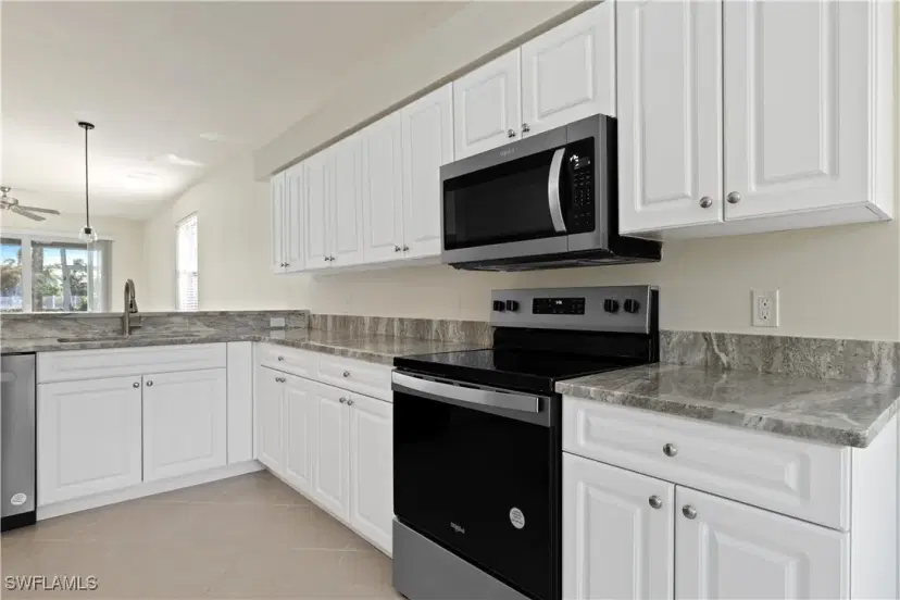Picture of 16685 Lake Circle Dr 1020, Fort Myers FL 33908