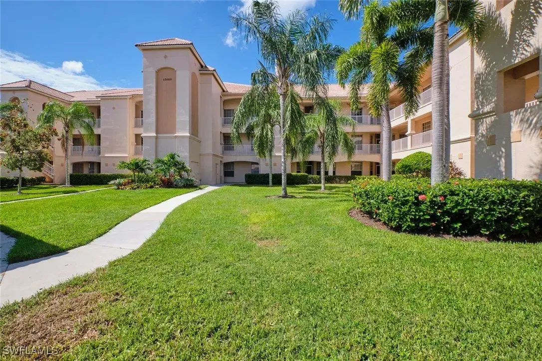Picture of 17020 Willowcrest Way 109, Fort Myers, FL 33908