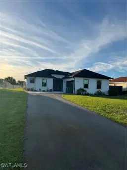Picture of 4571 22Nd St Ne, Naples, FL 34120