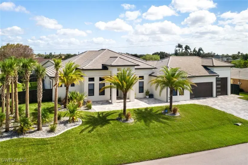 Picture of 455 SE 17Th Ave, Cape Coral FL 33990