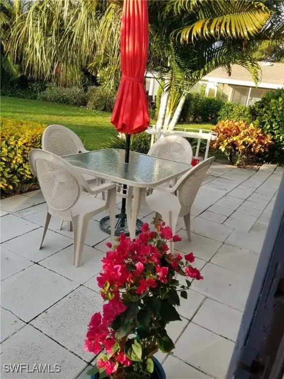 Picture of 39 Glades Blvd 1, Naples, FL 34112