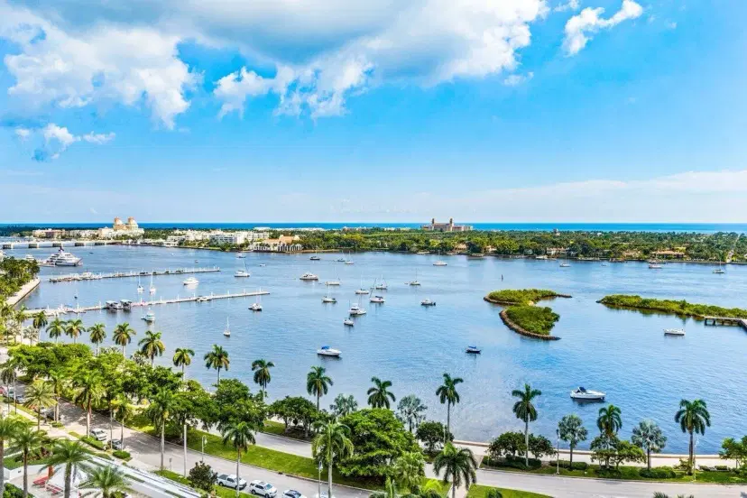 Picture of 529 S Flagler Drive 17G, West Palm Beach FL 33401