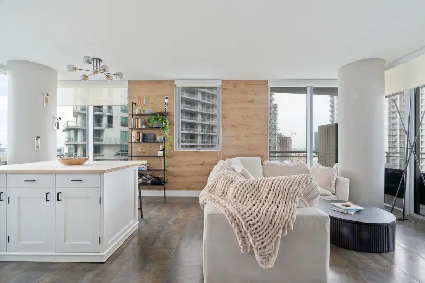 Picture of 92 SW 3Rd Street 3110, Miami FL 33130