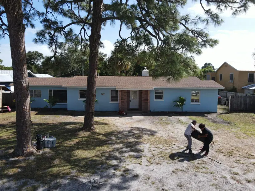Picture of 2728 Sunrise Boulevard, Fort Pierce FL 34982