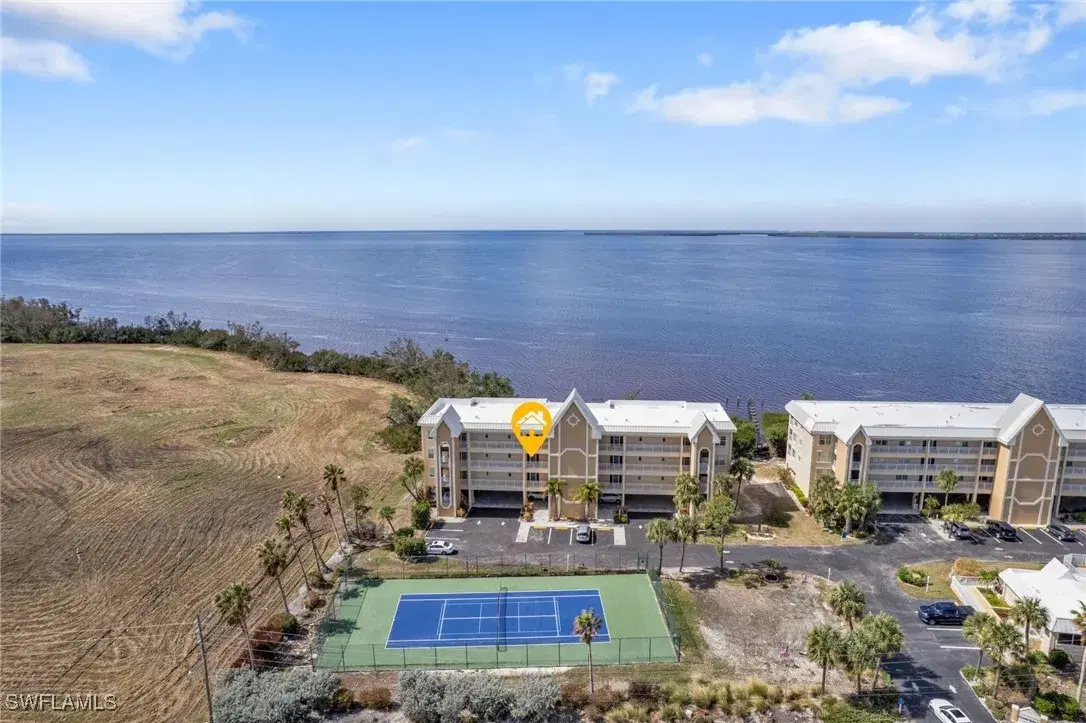 Picture of 101 N Marion Ct 122, Punta Gorda, FL 33950