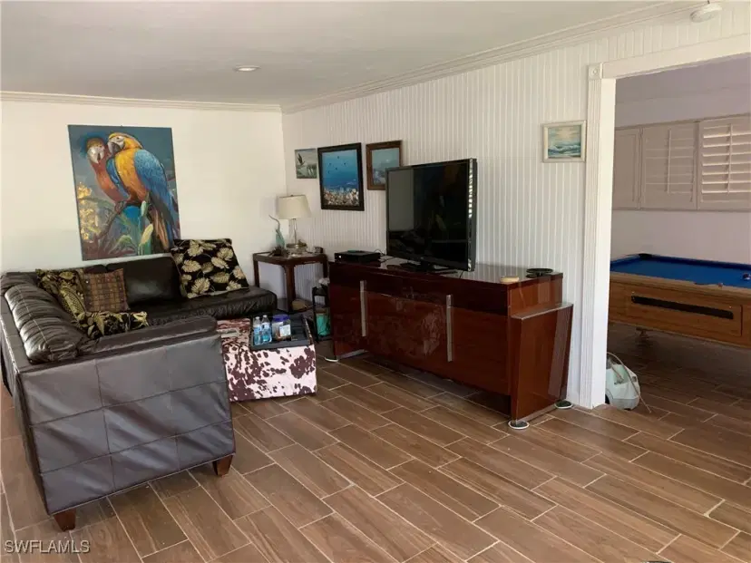Picture of 1175 Sandpiper St, Naples FL 34102
