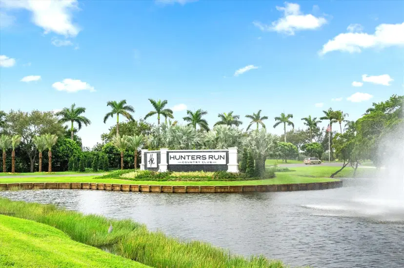 Picture of 25 Sutton Drive, Boynton Beach FL 33436