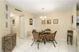 Picture of 14900 Summerlin Woods Dr 1, Fort Myers, FL 33919