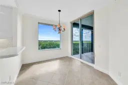 Picture of 425 Cove Tower Dr 701, Naples, FL 34110