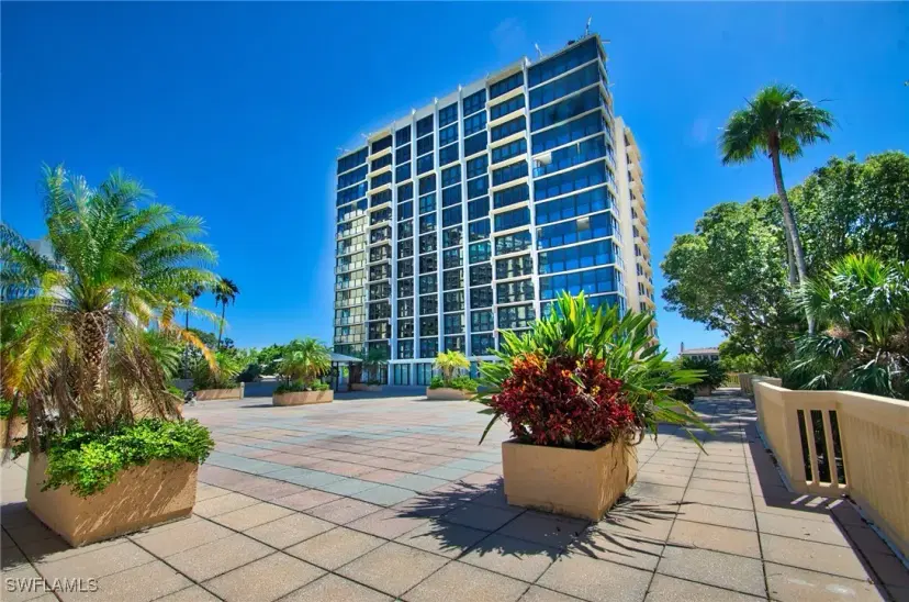 Picture of 4031 Gulf Shore Blvd N 8E, Naples FL 34103