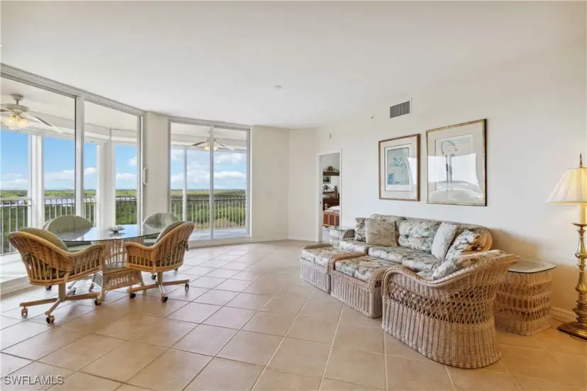 Picture of 1001 Arbor Lake Dr 502, Naples FL 34110