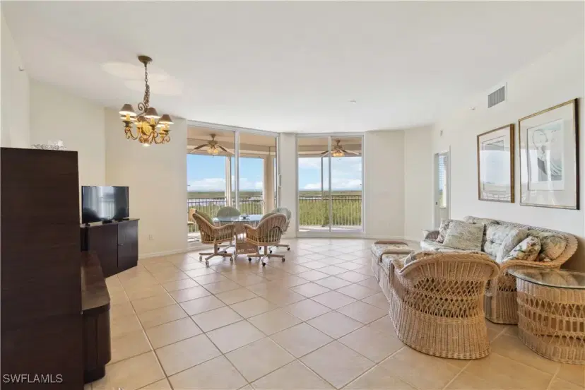 Picture of 1001 Arbor Lake Dr 502, Naples FL 34110