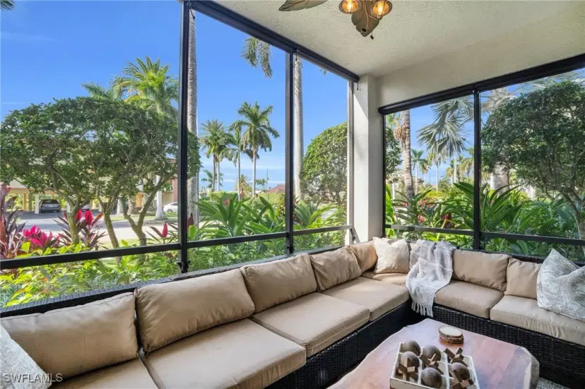 Picture of 985 Sandpiper St I-103, Naples FL 34102