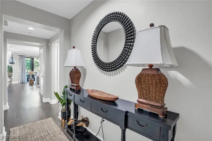 Picture of 985 Sandpiper St I-103, Naples FL 34102