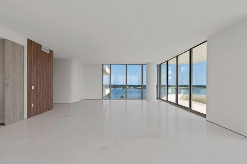 Picture of 200 Arkona Court 801, West Palm Beach FL 33401