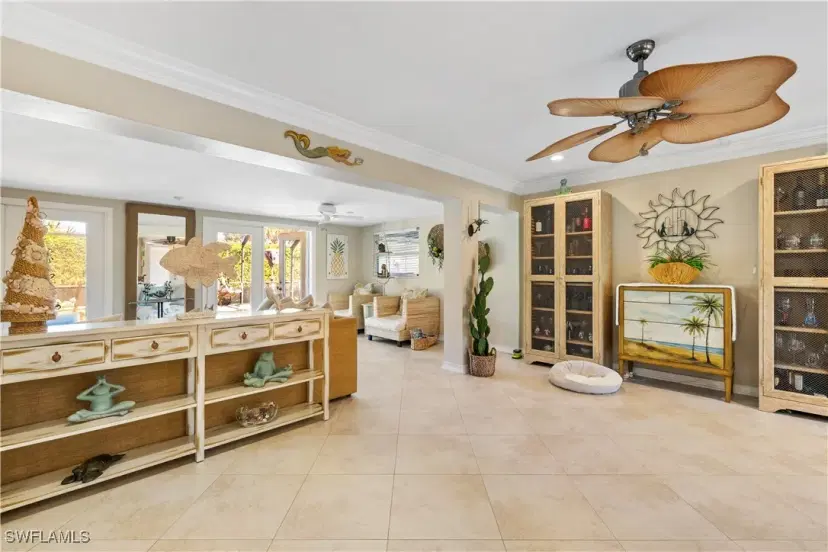 Picture of 253 Viking Way, Naples FL 34110