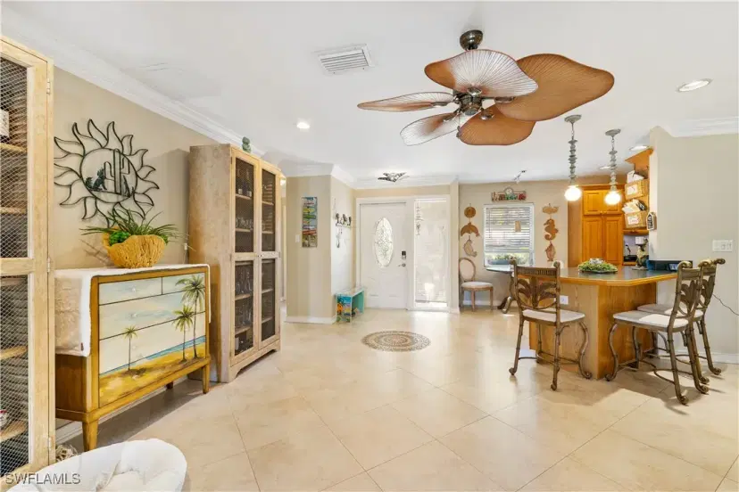 Picture of 253 Viking Way, Naples FL 34110