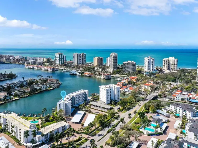 Picture of 300 Park Shore Dr 1A, Naples FL 34103