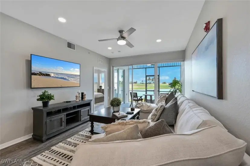 Picture of 7915 Mahogany Run Ln 1115, Naples FL 34113