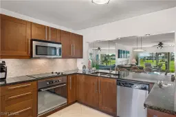 Picture of 6740 Dennis Cir B-106, Naples, FL 34104