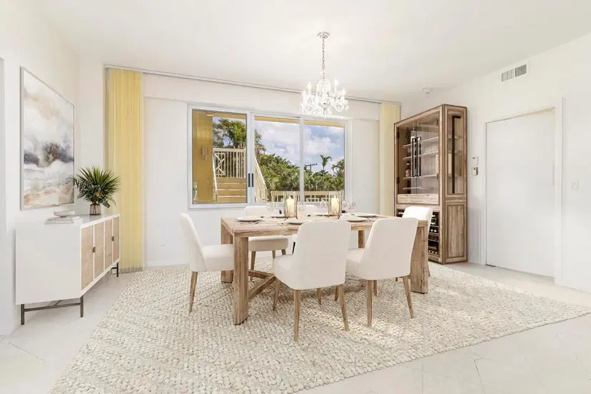 Picture of 389 S Lake Drive 2H, Palm Beach FL 33480