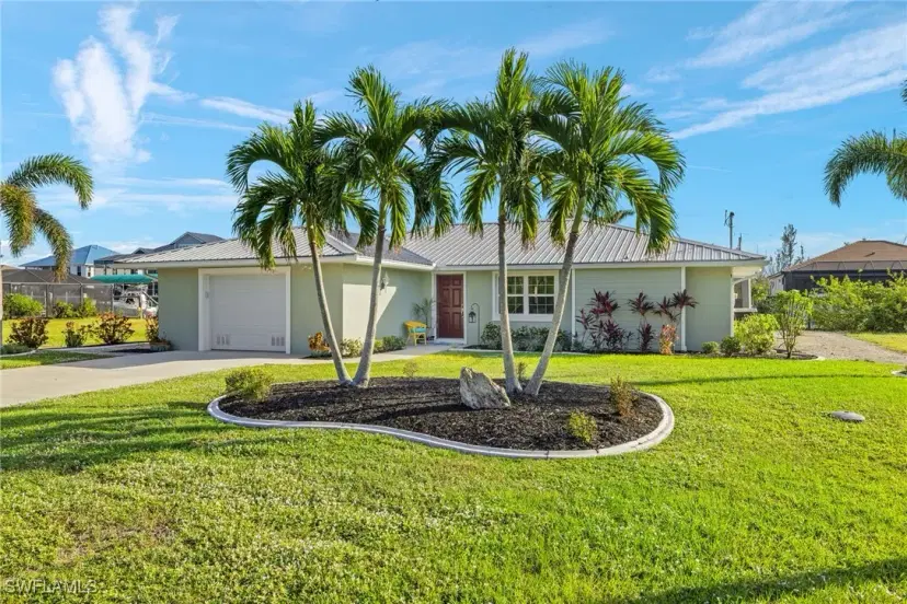 Picture of 3307 Manatee Dr, St. James City FL 33956