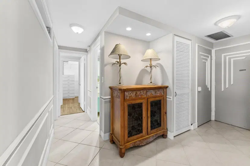 Picture of 3333 NE 34Th St 504, Fort Lauderdale FL 33308