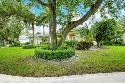 Picture of 2773 Hampton Circle S, Delray Beach, FL 33445