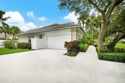 Picture of 2773 Hampton Circle S, Delray Beach, FL 33445