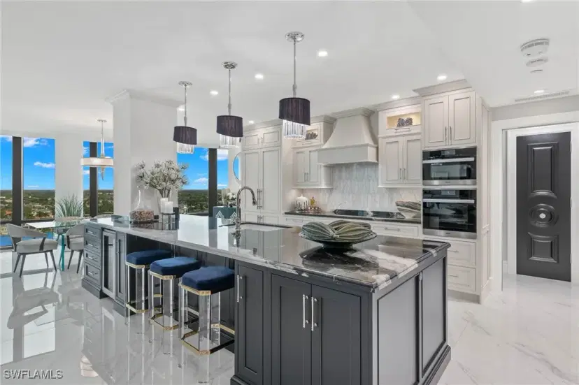 Picture of 3971 Gulf Shore Blvd N 1505, Naples FL 34103