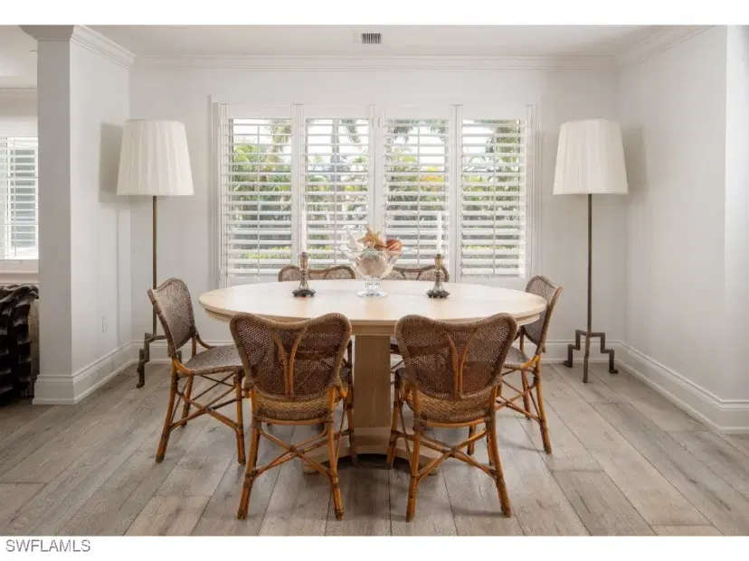 Picture of 370 11Th Ave S 2, Naples FL 34102