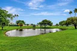 Picture of 7006 Huntington Lane 202, Delray Beach, FL 33446