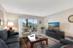 Picture of 7006 Huntington Lane 202, Delray Beach, FL 33446