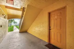 Picture of 4115 San Marino Boulevard 106, West Palm Beach, FL 33409