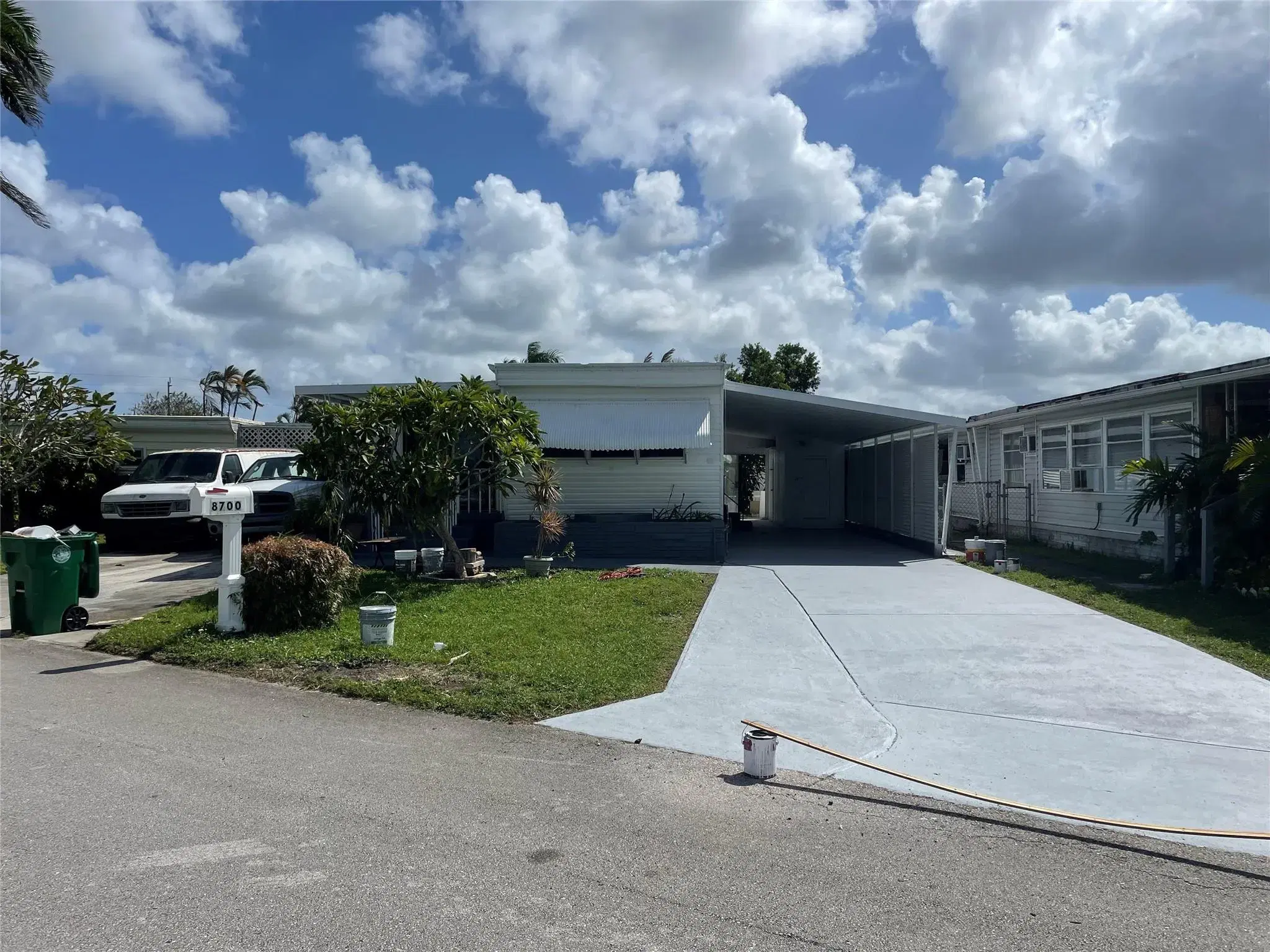 Picture of 8700 SW 21St St, Davie, FL 33324