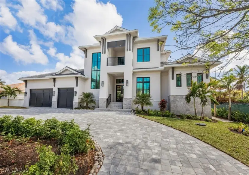 Picture of 3540 Crayton Rd, Naples FL 34103