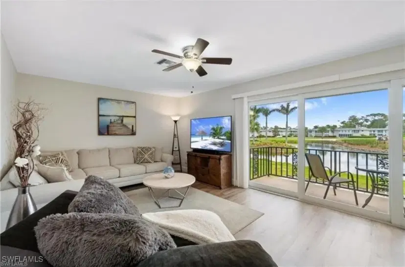 Picture of 221 Palm Dr 221-2, Naples FL 34112