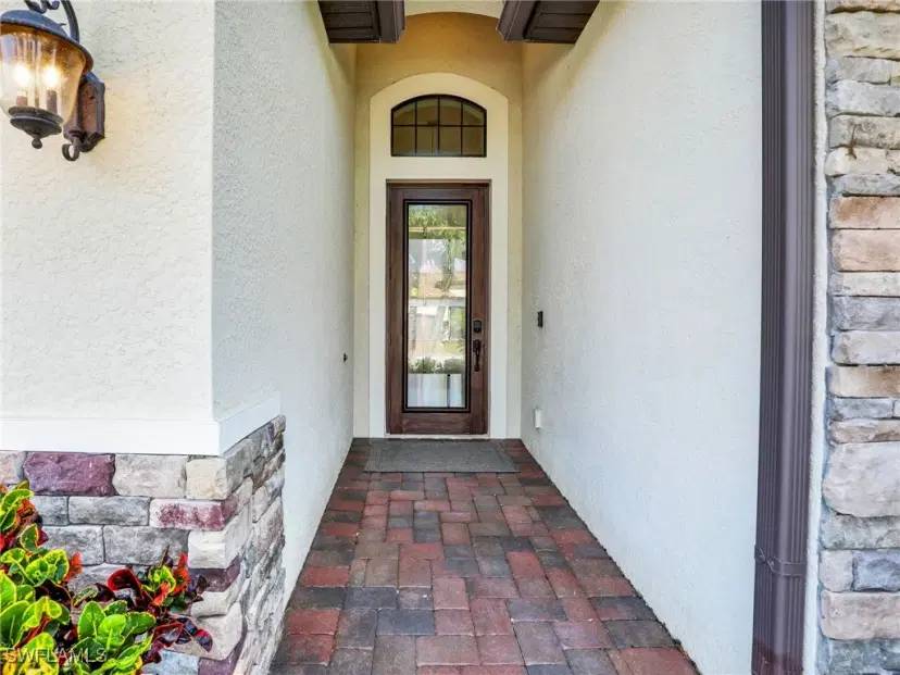 Picture of 28031 Edenderry Ct, Bonita Springs FL 34135