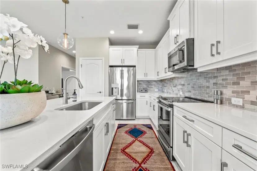Picture of 2319 Sawyers Hill Rd 708, Naples FL 34120