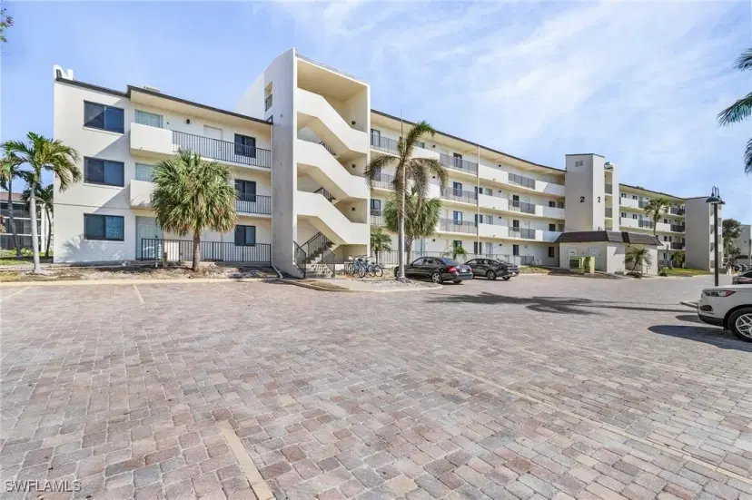 Picture of 979 E Gulf Dr 264, Sanibel FL 33957