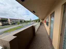 Picture of 9101 Sunrise Lakes Blvd 218, Sunrise, FL 33322
