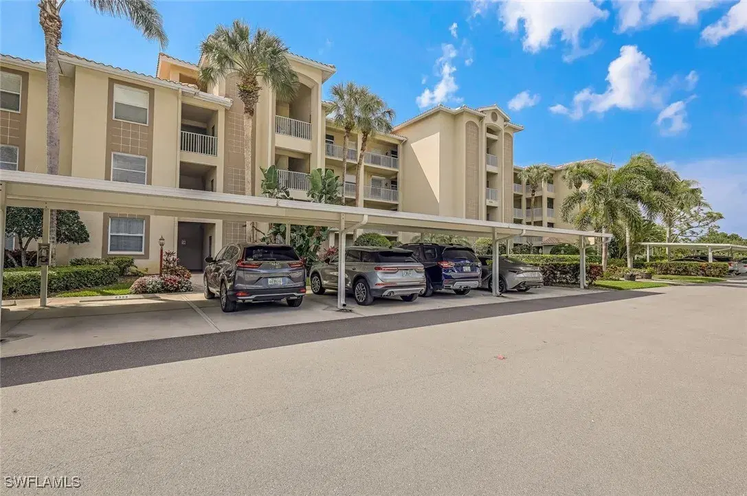 Picture of 9350 Highland Woods Blvd 4202, Bonita Springs, FL 34135