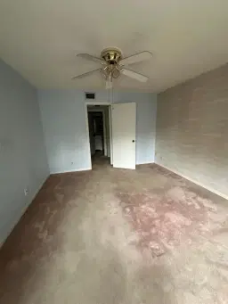 Picture of 327 Pine Ridge Circle Apt B-2, Greenacres, FL 33463
