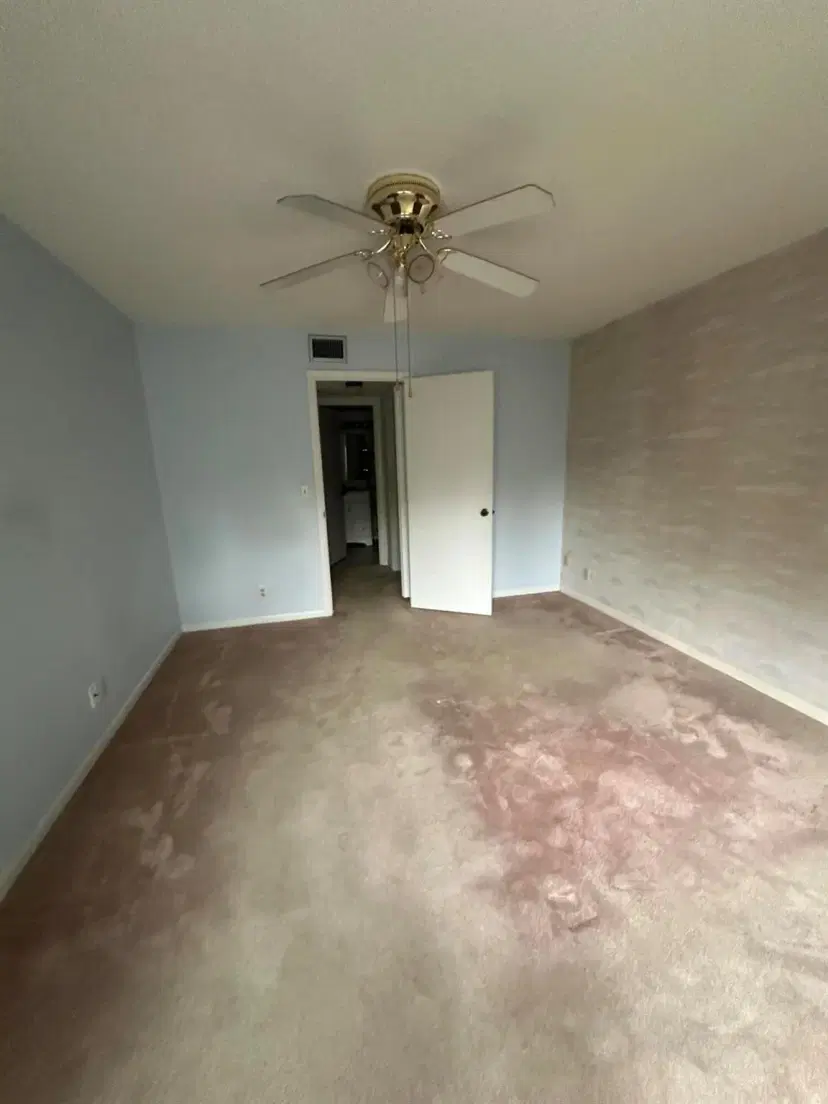 Picture of 327 Pine Ridge Circle Apt B-2, Greenacres FL 33463