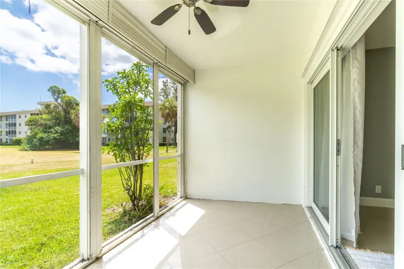 Picture of 3300 N Palm Aire Dr 102, Pompano Beach FL 33069