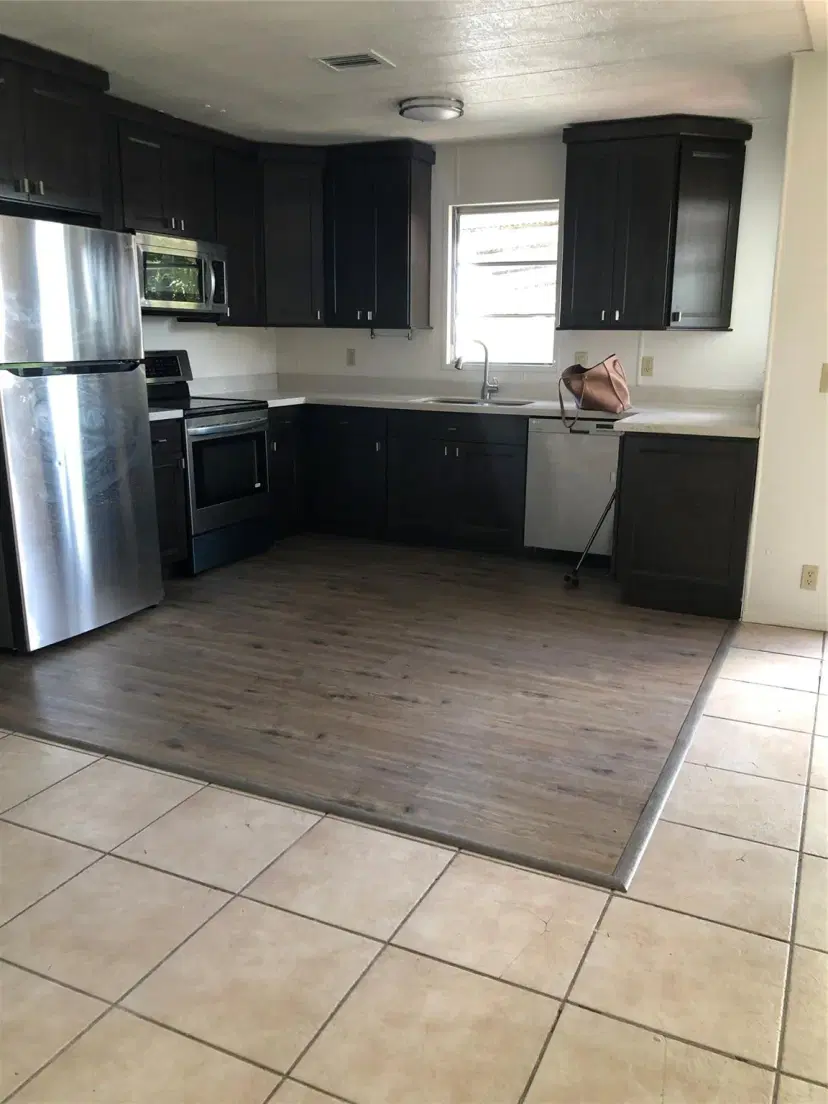 Picture of 8608 SW 17Th St, Davie FL 33324