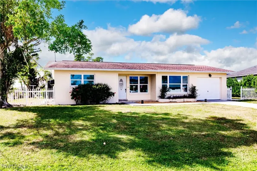 Picture of 3042 SW 10Th Pl, Cape Coral FL 33914