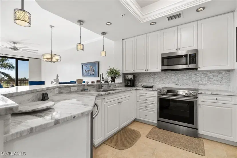 Picture of 5704 Cape Harbour Dr 306, Cape Coral FL 33914