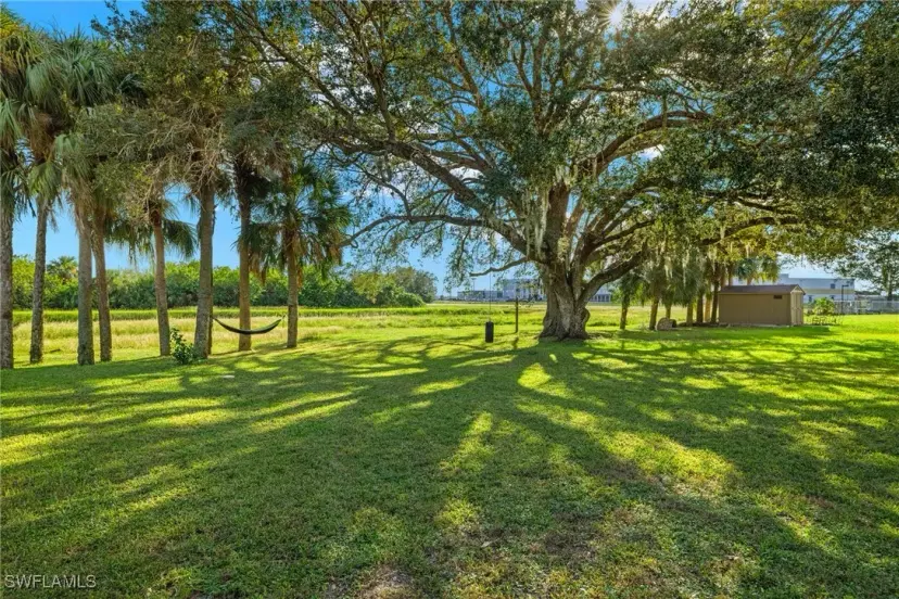 Picture of 321 Shadow Lakes Dr, Lehigh Acres FL 33974